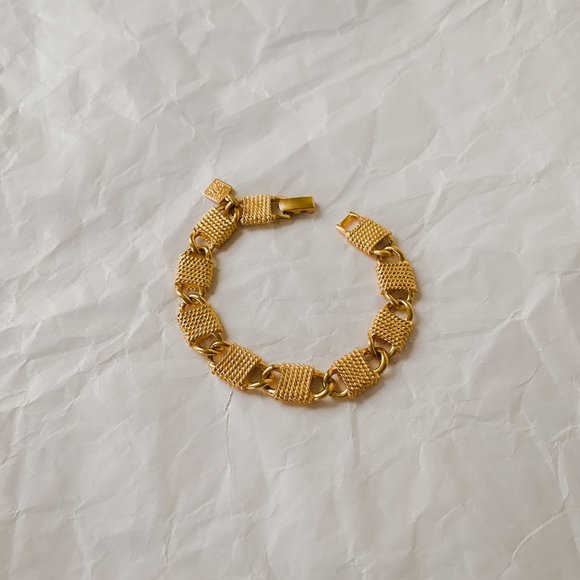 Anne Klein Jewelry - Anne Klein Lion Gold Tone Chunky Textured Rope Weave Square Link Chain Bracelet